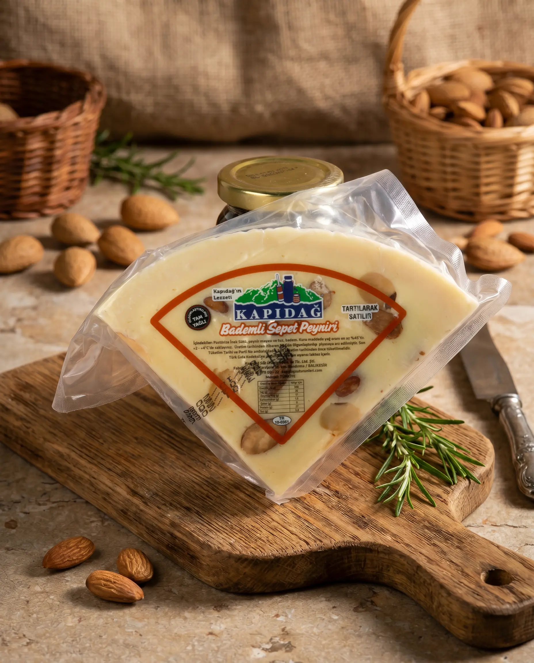 Kapıdağ Tam Yağlı Olgunlaştırılmış Bademli Sepet Peyniri 350 gr 